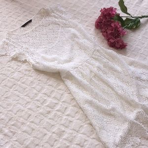 White Crochet lace dress by Zara Basic, size M!